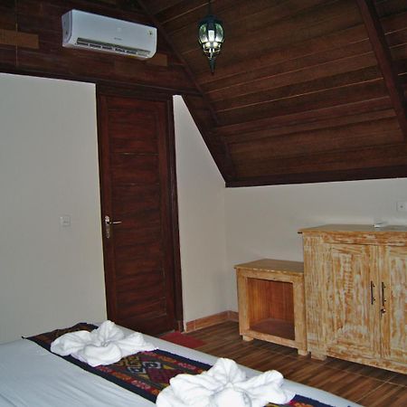 Hotel Ghamed Sari Exteriér fotografie