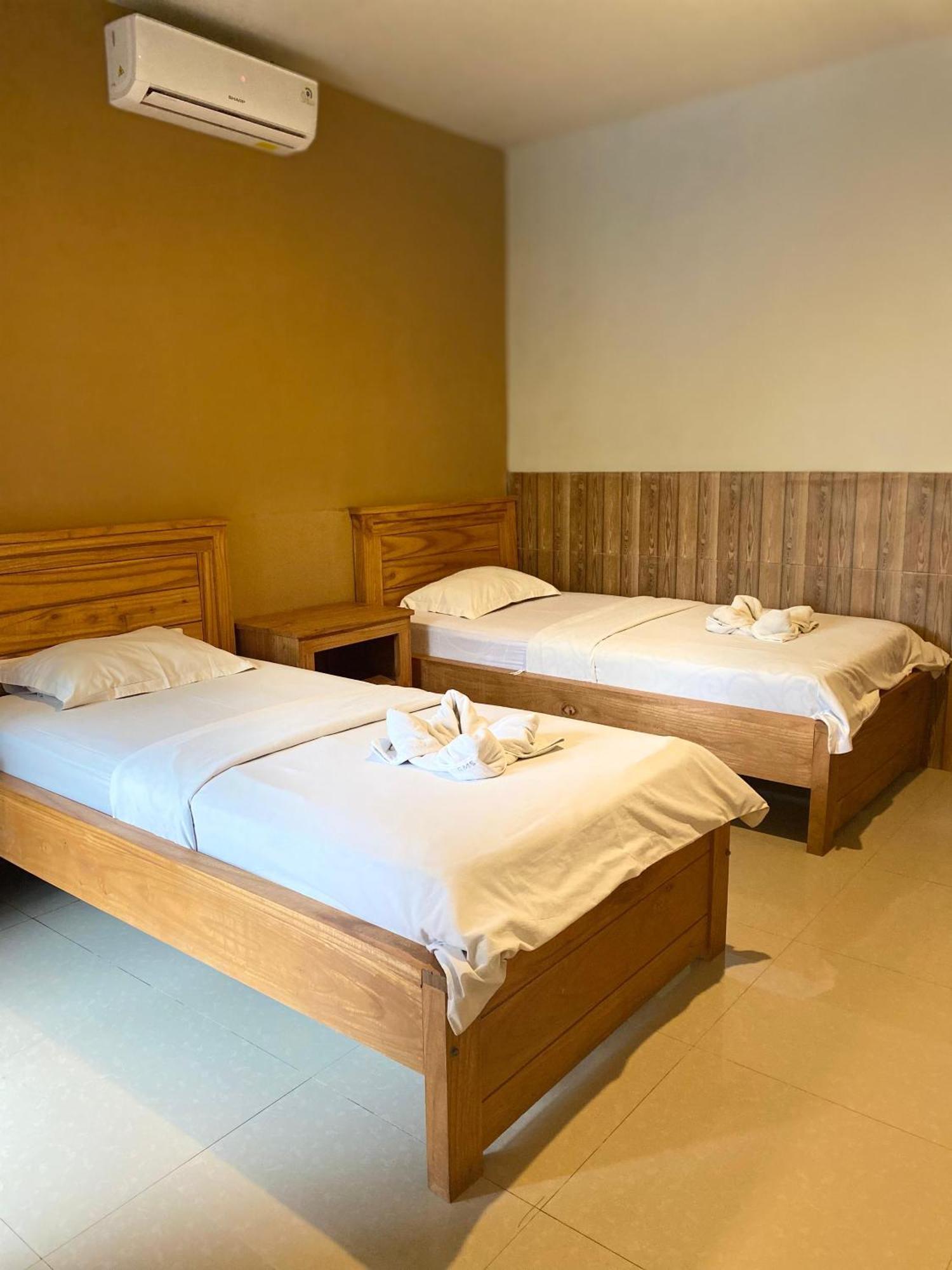 Hotel Ghamed Sari Exteriér fotografie