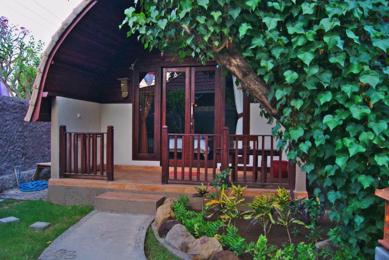 Hotel Ghamed Sari Exteriér fotografie